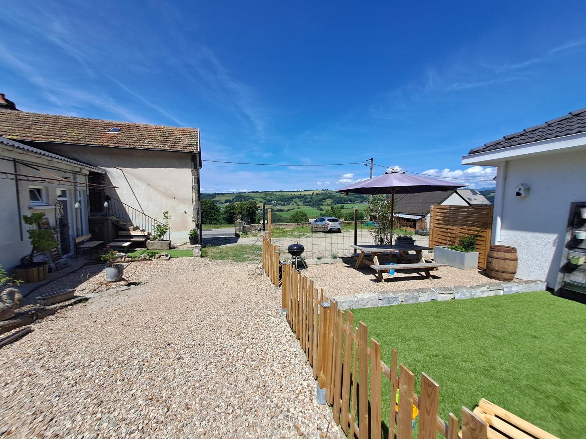 Gites Puy Mary Et Puy Griou Saint-Cernin (Cantal) Exterior foto
